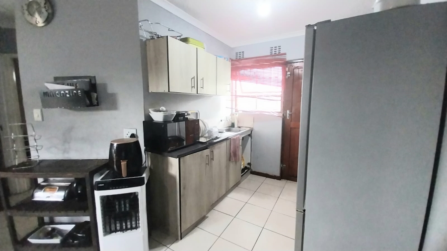 3 Bedroom Property for Sale in Amalinda North Eastern Cape